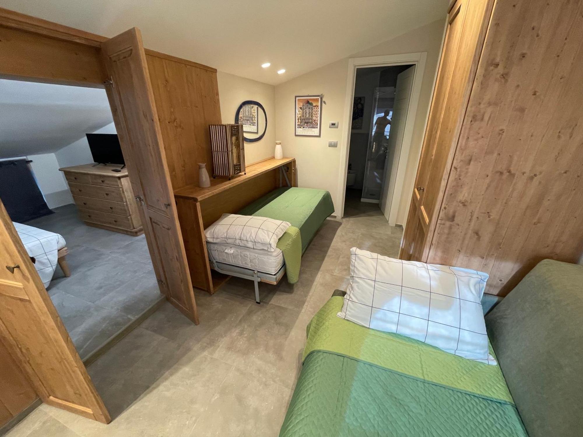 Apartamento La Casina Di Oscar Ad Ao V Combe Vda Quart 0014 E 00I6 Exterior foto