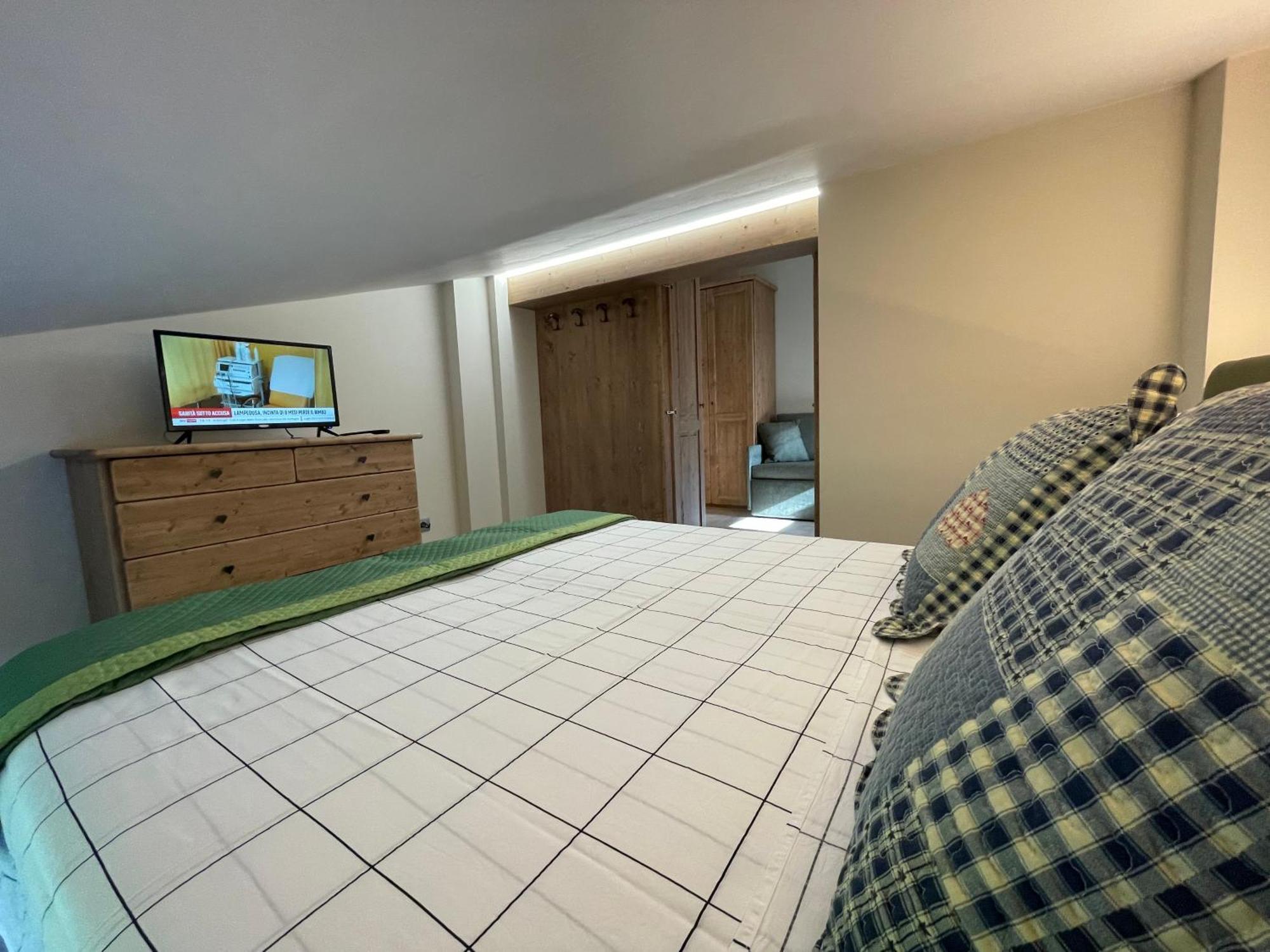Apartamento La Casina Di Oscar Ad Ao V Combe Vda Quart 0014 E 00I6 Exterior foto